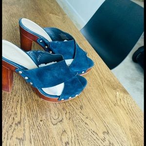 Vince Camuto Sandals